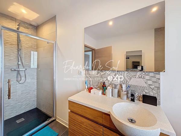 Exceptionnelle maison contemporaine R+1 de 142m², 3 chambres, avec garage