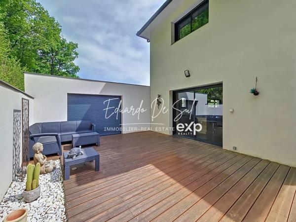 Exceptionnelle maison contemporaine R+1 de 142m², 3 chambres, avec garage