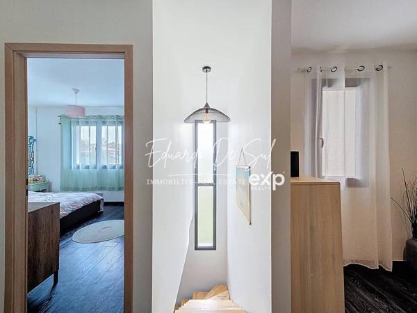 Exceptionnelle maison contemporaine R+1 de 142m², 3 chambres, avec garage