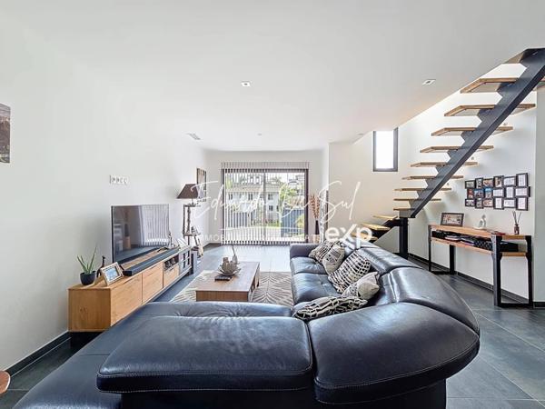 Exceptionnelle maison contemporaine R+1 de 142m², 3 chambres, avec garage