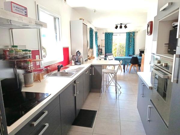 Maison à Saint-Grégoire, 35760 - 8 pièces 142m²