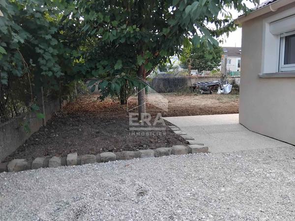 À louer : Maison 1 pièce de 23 m² avec garage à Varennes-sur-Seine