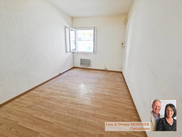 Perpignan Saint-Assiscle : Appartement T3 avec Cour Privée et Garage