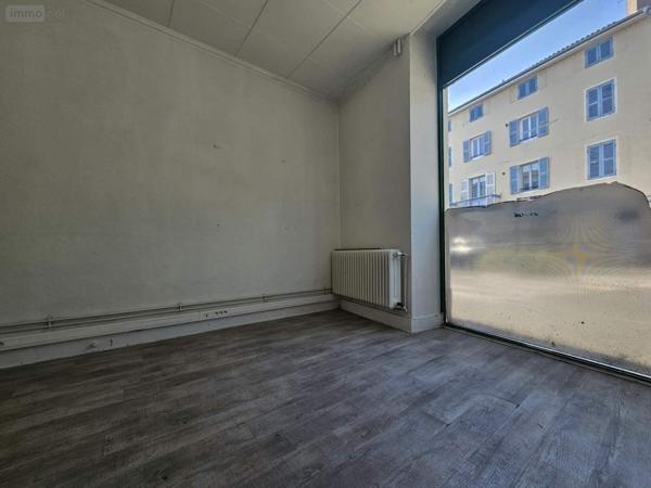 Fonds et/ou murs commerciaux à vendre à Mâcon en Saône-et-Loire (71000), ref : 008/2361