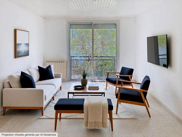 Appartement T3 / STATIONNEMENT