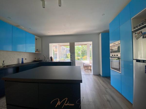 Maison - 7 pièces - Divonne-les-Bains