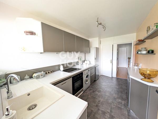 GRAND 3 PIECES 82 m2 TRES BON ETAT BAILLY