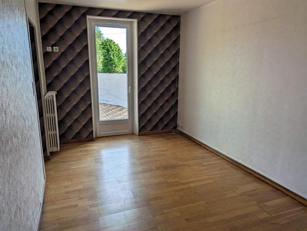 Maison à vendre à Changé dans la Sarthe (72560), ref : CHM51