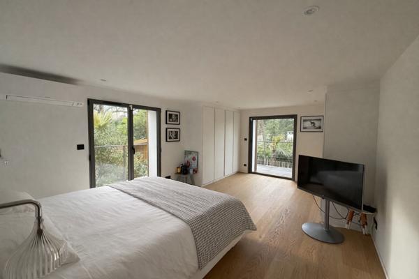 Villa contemporaine avec piscine Abatilles Arcachon