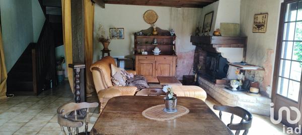 Maison 6 pièces de 170 m² à Le Taillan-Médoc (33320)