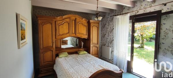 Maison 6 pièces de 170 m² à Le Taillan-Médoc (33320)