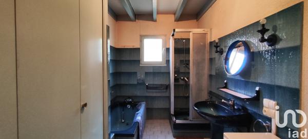 Maison 6 pièces de 170 m² à Le Taillan-Médoc (33320)