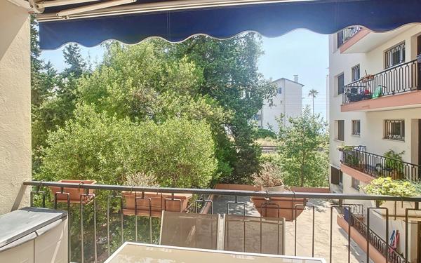 Appartement à vendre    3 pièces • 58,81 m2 Juan-les-Pins - Antibes