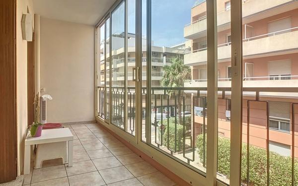 Appartement à vendre    3 pièces • 58,81 m2 Juan-les-Pins - Antibes