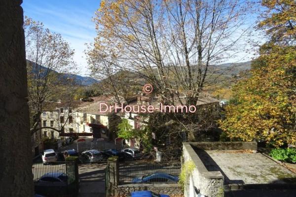 Château à vendre 45 pièces de 883 m²