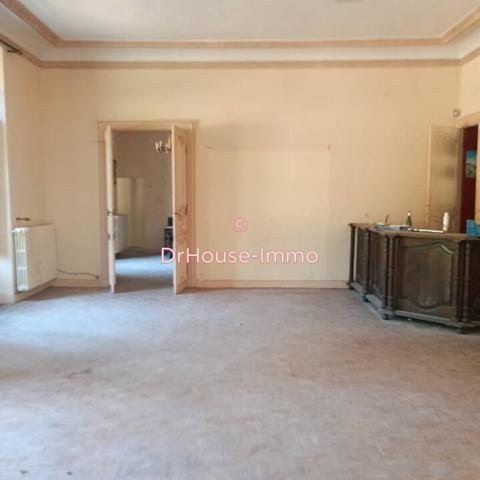 Château à vendre 45 pièces de 883 m²