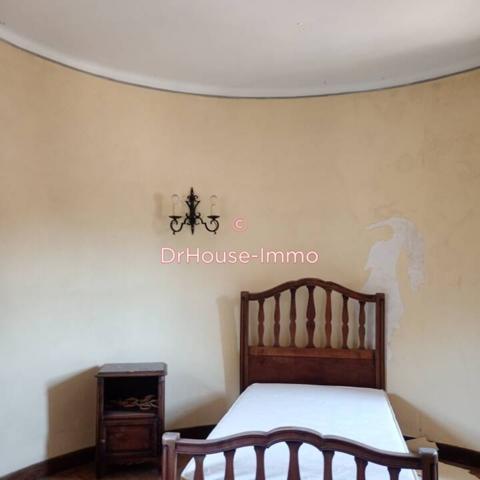 Château à vendre 45 pièces de 883 m²