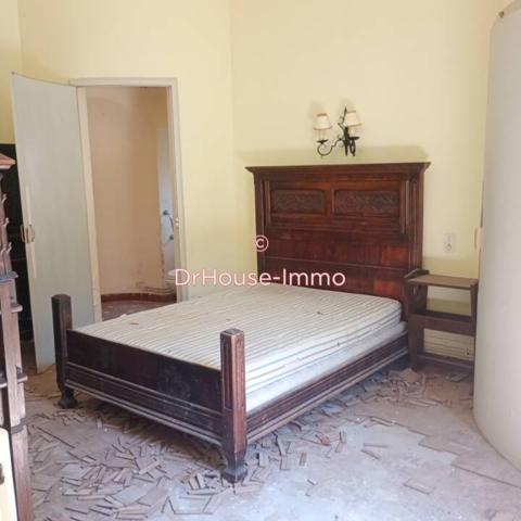 Château à vendre 45 pièces de 883 m²