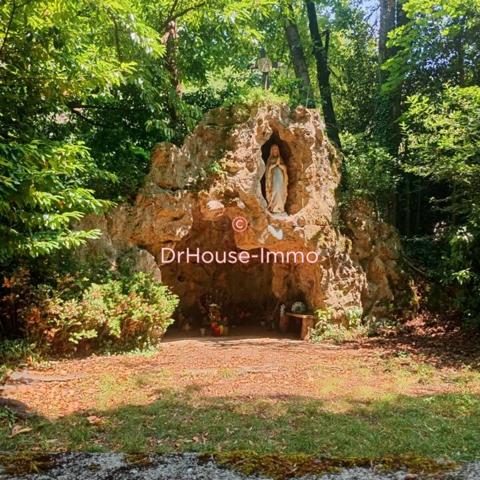 Château à vendre 45 pièces de 883 m²