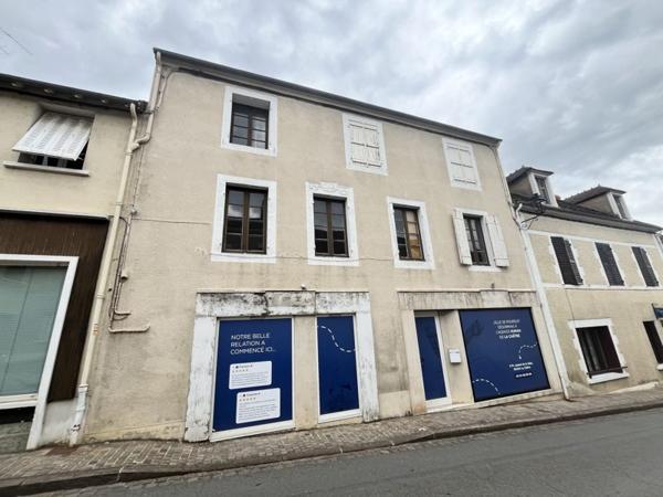 Immeuble à vendre 47 500 € Châteaumeillant 150 m² DPE