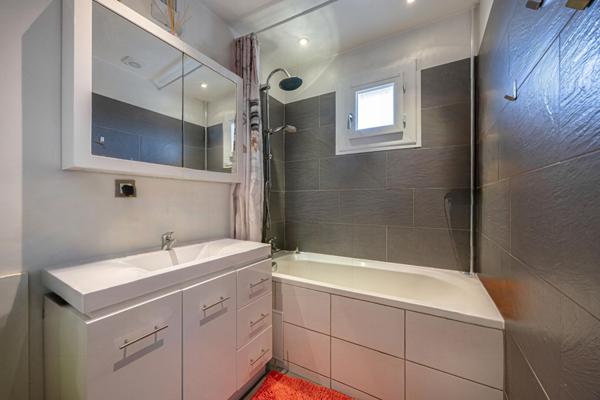 Appartement 4 pièces à vendre à Chambéry - Centre-ville