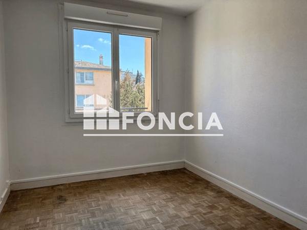 À vendre Appartement 5 pièces 82.41 m² - Quimper 29000