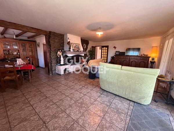 À vendre : Appartement spacieux en RDJ avec piscine et garage à Cabestany.