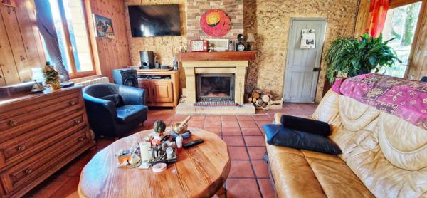 Maison en pierre proche du Bugue de 155 m2