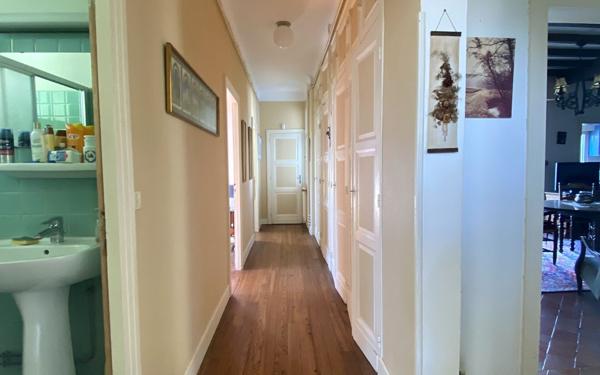 Maison à vendre    9 pièces • 200 m2 Pouillon