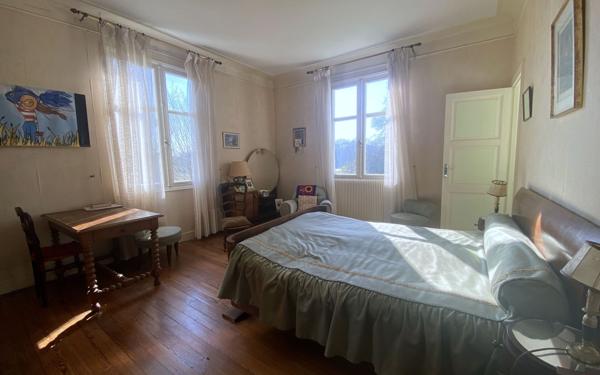 Maison à vendre    9 pièces • 200 m2 Pouillon