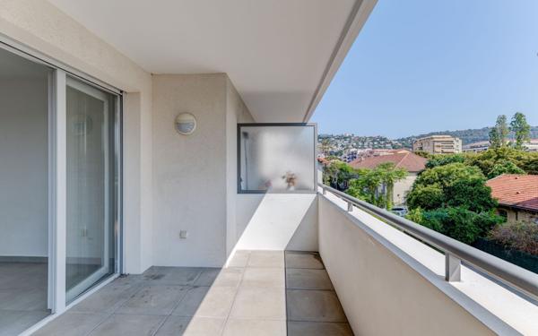 Appartement à vendre    2 pièces • 39 m2 Nice