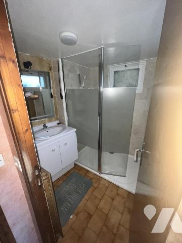 Maison en pierre de 4 pièces