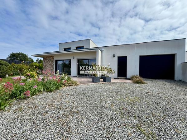 Maison 6 pièces – 136 m² environ à Meucon (ref : 100866-AV)