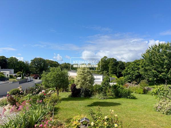 Maison 6 pièces – 136 m² environ à Meucon (ref : 100866-AV)