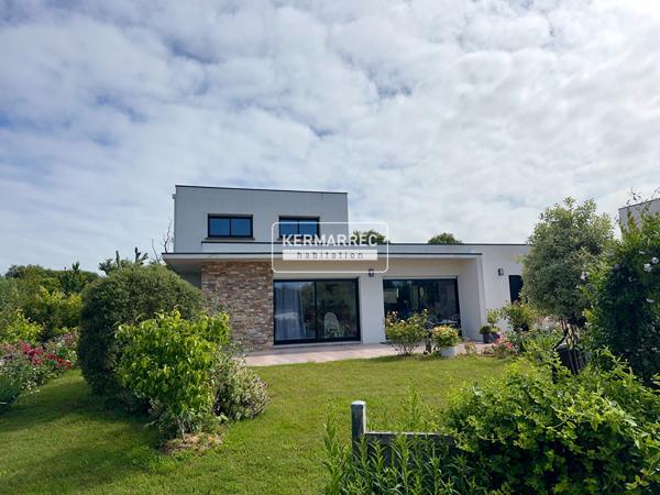 Maison 6 pièces – 136 m² environ à Meucon (ref : 100866-AV)