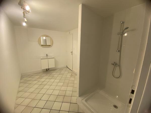 A VENDRE LA ROCHELLE CENTRE VILLE APPARTEMENT T2 D'ENVIRON 53M2 ,  La rochelle