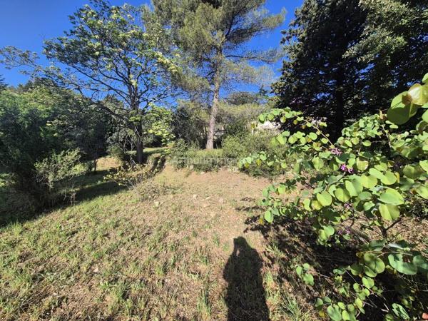 Vente Terrain 550 m2 à Draguignan