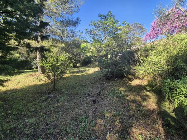 Vente Terrain 550 m2 à Draguignan