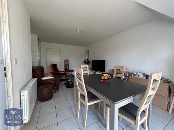 Appartement à louer 3 pièces 63.72m² Yffiniac (22120)