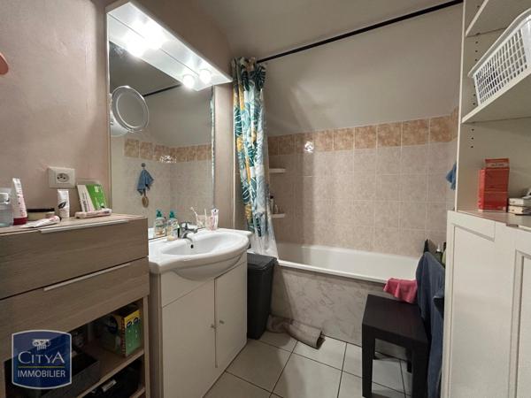 Appartement à louer 3 pièces 63.72m² Yffiniac (22120)