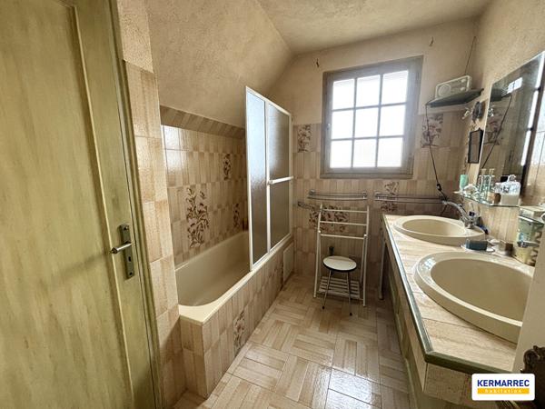 Maison 6 pièces – 143 m² environ à Vitré (ref : 2957)