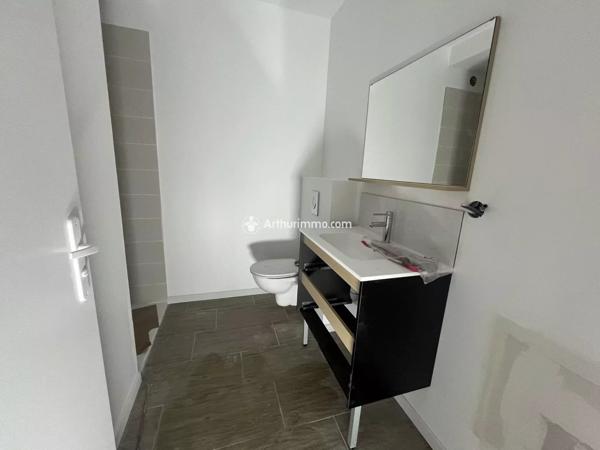 Location                                                      Appartement
                        
                     3 pièces                      55 m2                     à Millau