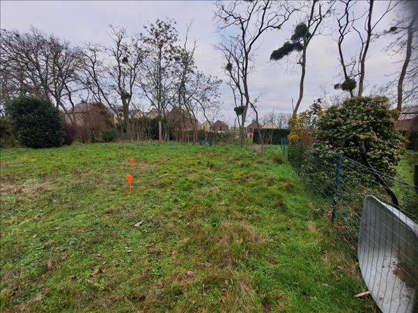 Terrain à vendre |  Montlouis-sur-Loire |  918 m²