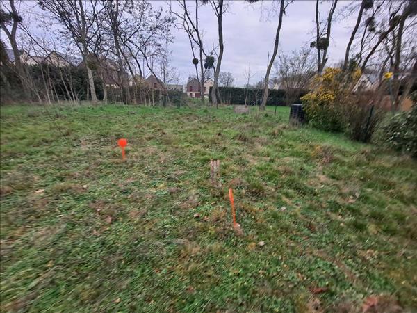 Terrain à vendre |  Montlouis-sur-Loire |  918 m²