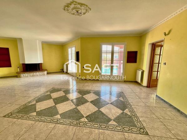 Villa 5 pièces 138m² -Piscine et Garage