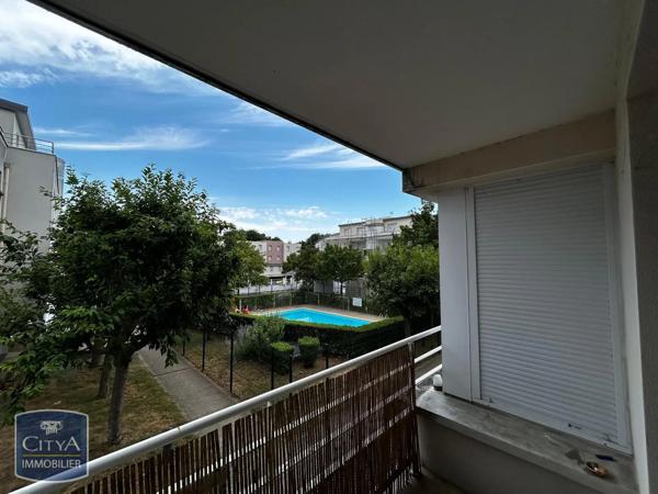 Appartement à louer 2 pièces 43m² Tours (37200)