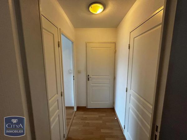 Appartement à louer 2 pièces 43m² Tours (37200)
