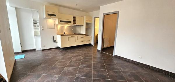 Immeuble dans Torcieu