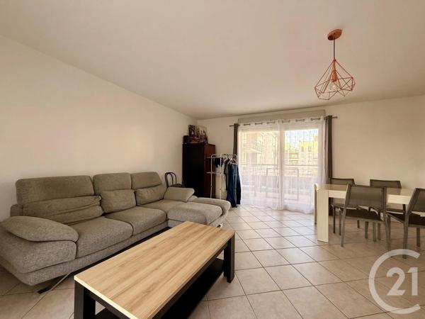 Appartement T4 à vendre  4 pièces - 81,58 m 2   VALENCE  - 26