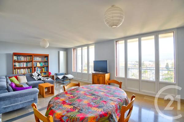 Appartement T4 à vendre  4 pièces - 81,58 m 2   VALENCE  - 26